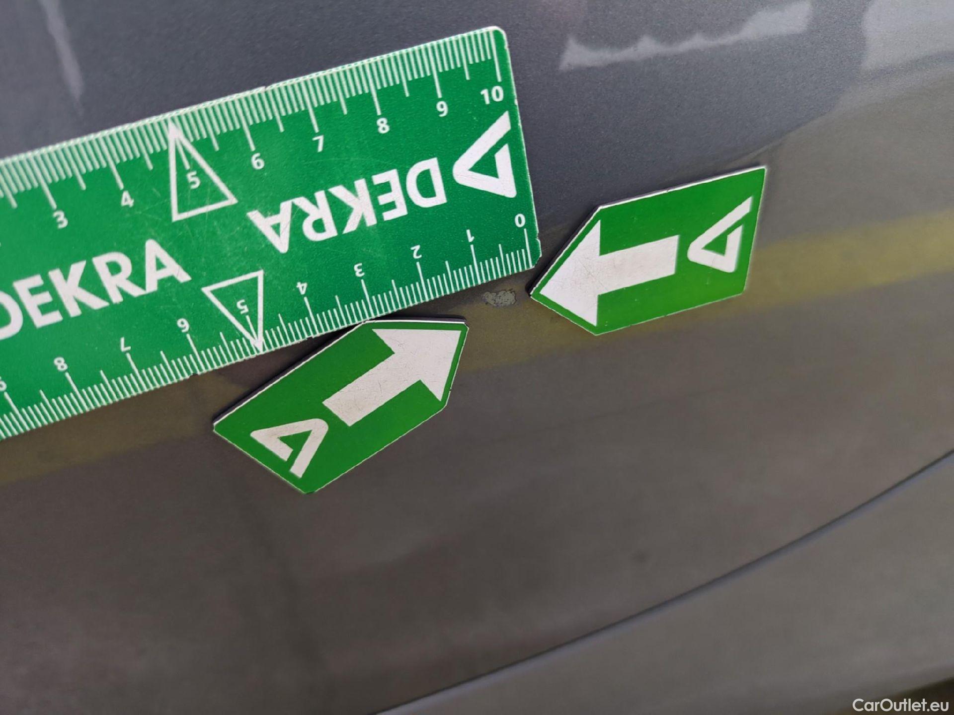  Bmw  Serie 1 Série 1 Berline 118 i Edition Sport 1.5 135CV BVA7 E6d #37