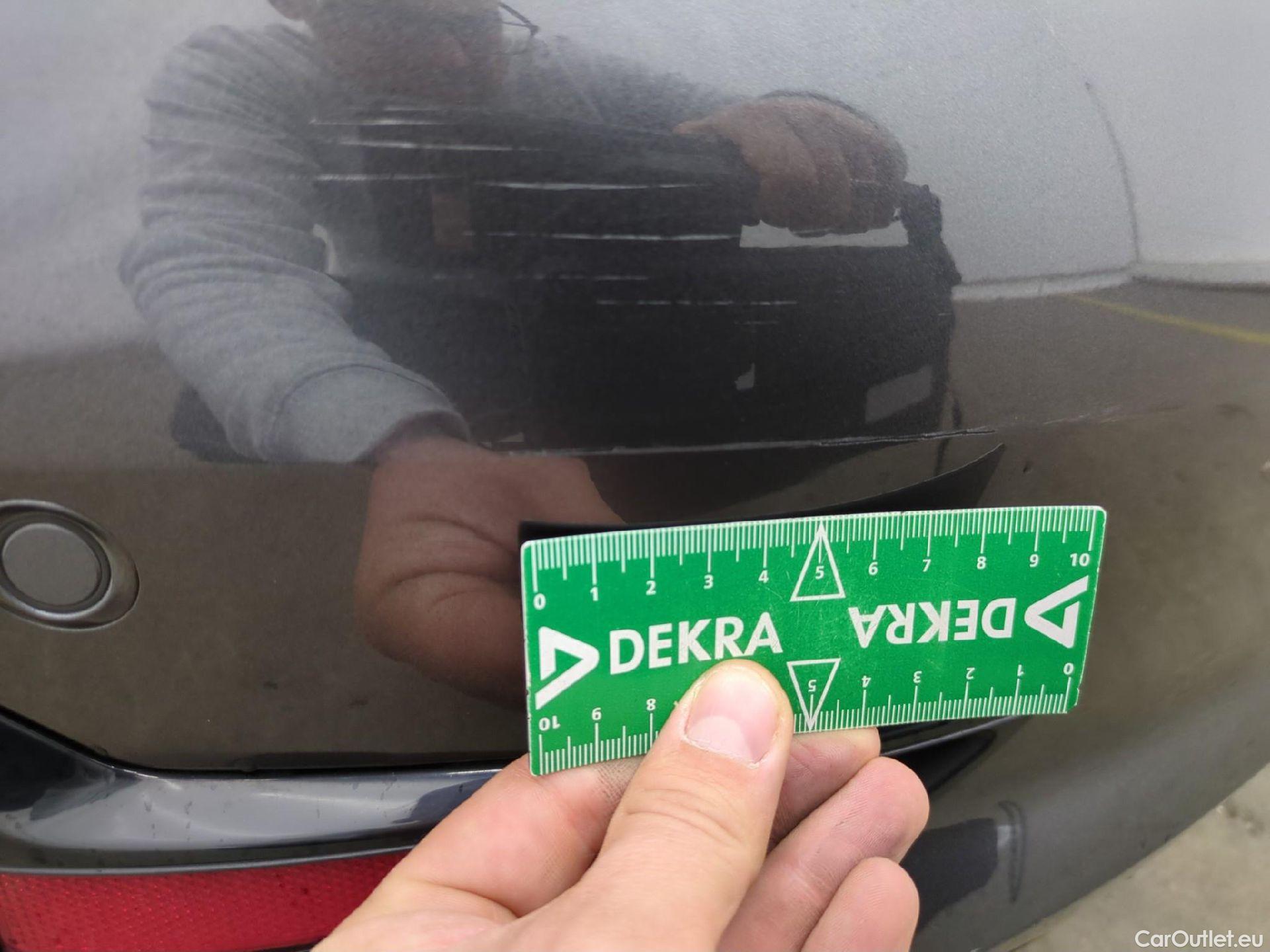 Bmw  Serie 3 Série 3 Berline 318 d Lounge 2.0 150CV BVA8 E6d #24