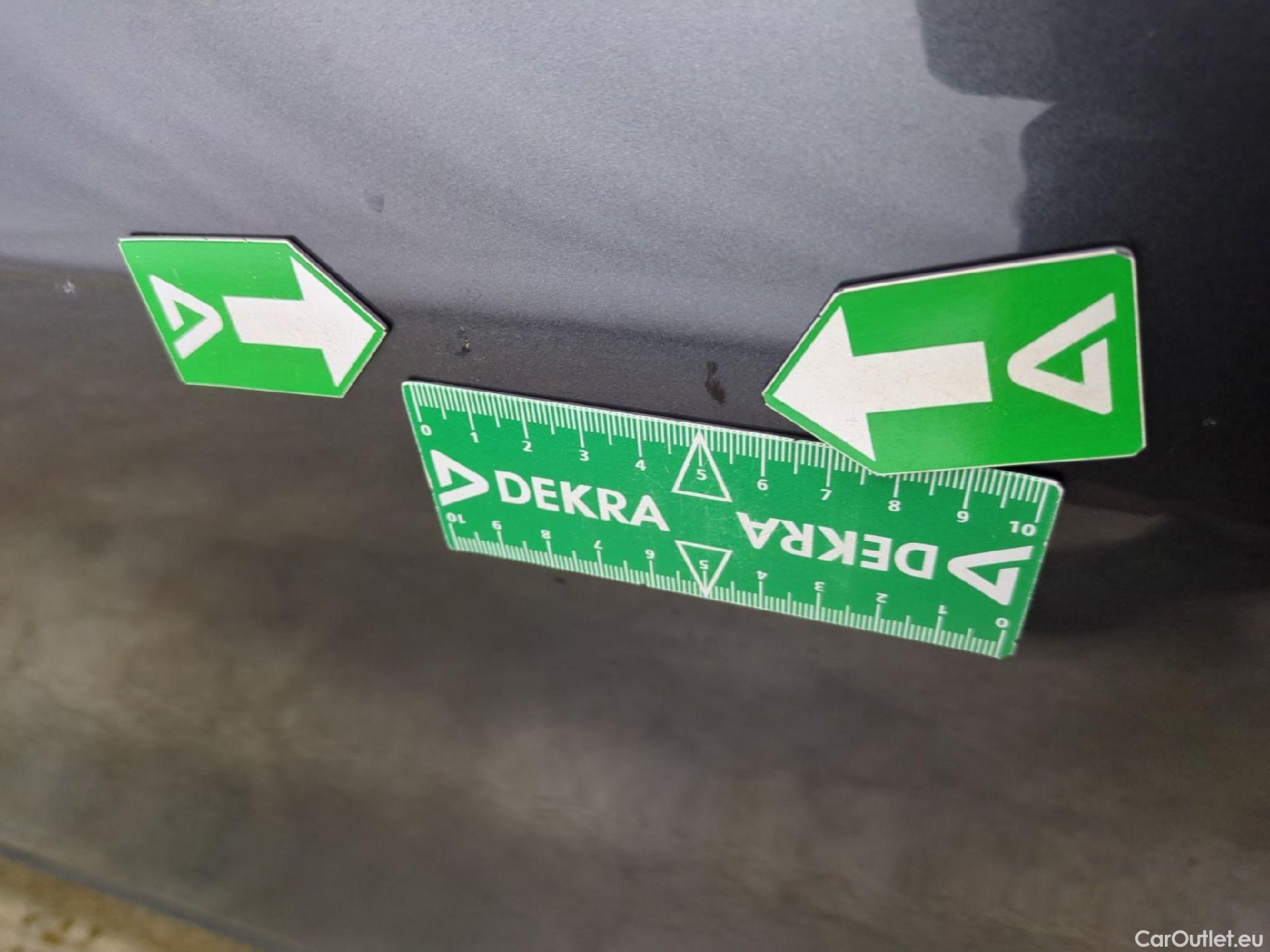 Bmw  Serie 3 Série 3 Berline 318 d Lounge 2.0 150CV BVA8 E6d #32