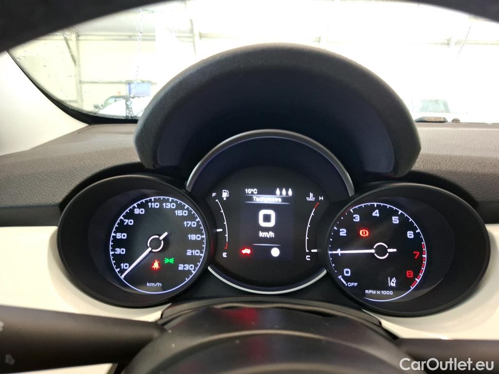 Fiat  500 FIAT X / 2018 / 5P / SUV 1.0 FFly T T3 120ch Cross #12