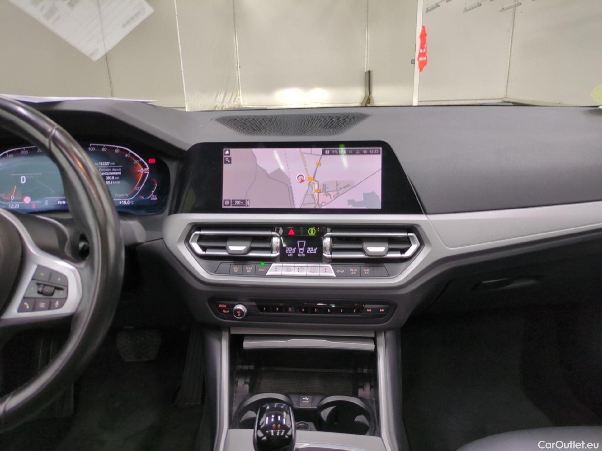 Bmw  Serie 3 Série 3 Berline 318 d Lounge 2.0 150CV BVA8 E6d #7