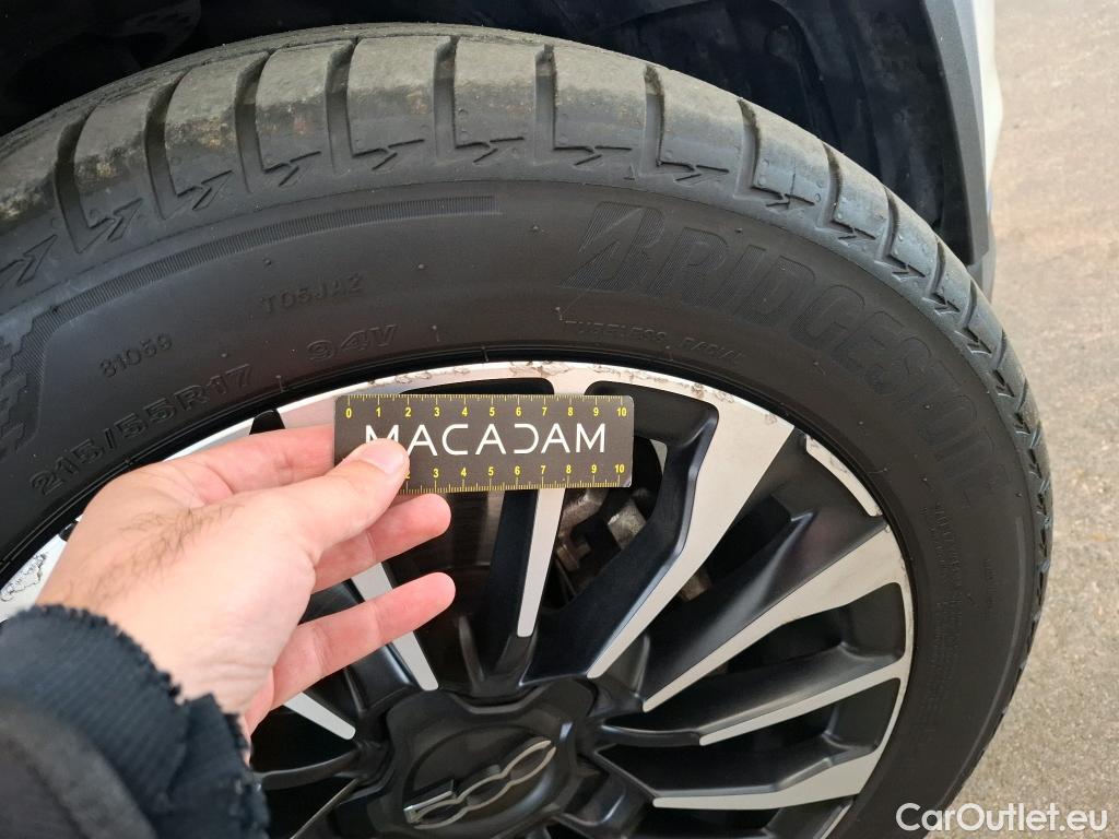 Fiat  500 FIAT X / 2018 / 5P / SUV 1.0 FFly T T3 120ch Cross #7