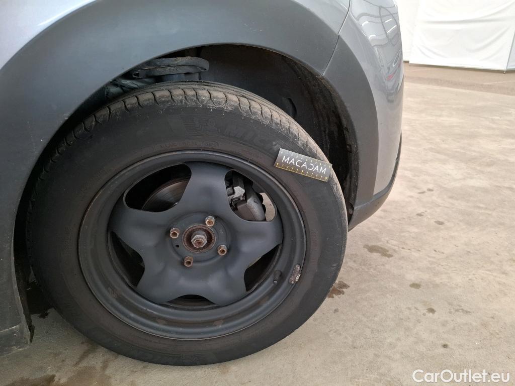  Citroen  C3 CITROEN  Société  2020  5P Berline  VU PureTech 83  BVM Feel Nav #3