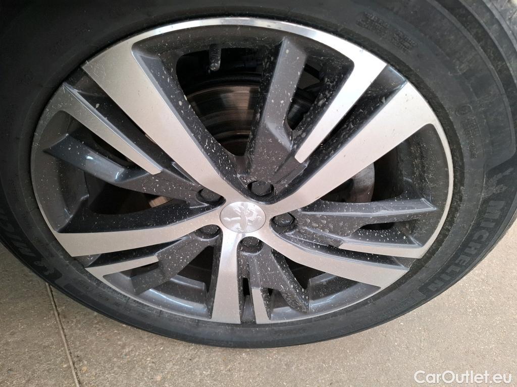 Peugeot  3008  II Allure Pack 1.5 HDi 130CV BVA8 E6d #16