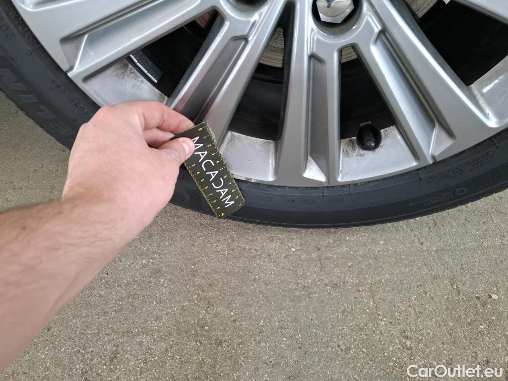  Peugeot  308  Allure Pack 1.2 PureTech 130CV BVA8 E6d #64