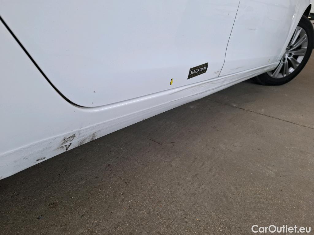  Peugeot  308  Allure Pack 1.2 PureTech 130CV BVA8 E6d #1