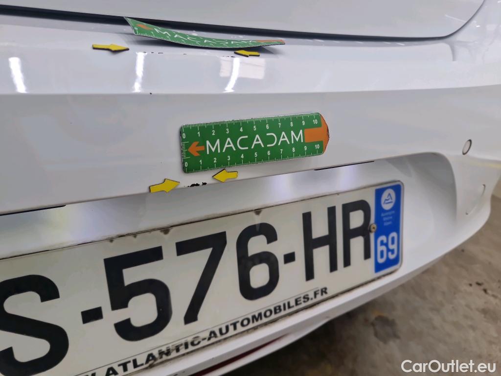 Opel  Corsa  F e Edition Business 50kWh BVA #16