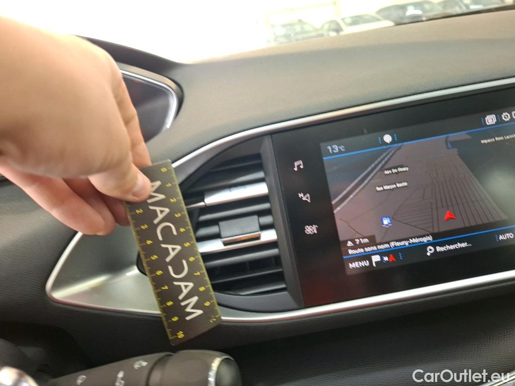  Peugeot  308  Allure Pack 1.2 PureTech 130CV BVA8 E6d #46