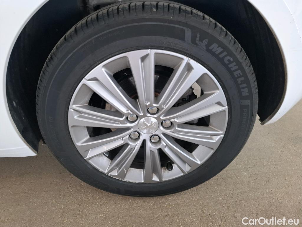  Peugeot  308  Allure Pack 1.2 PureTech 130CV BVA8 E6d #61