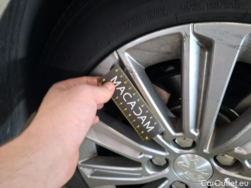  Peugeot  308  Allure Pack 1.2 PureTech 130CV BVA8 E6d #56