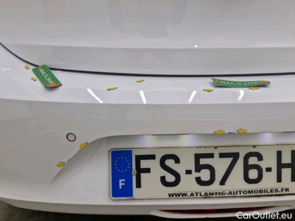 Opel  Corsa  F e Edition Business 50kWh BVA #8