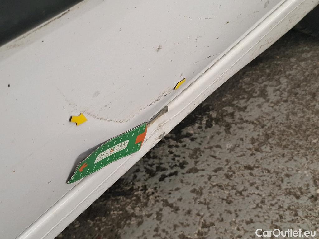  Renault  Master  III Fourgon L1H1 3 5 Grand Confort 2.3 dCi 135CV BVM6 E6dT #19