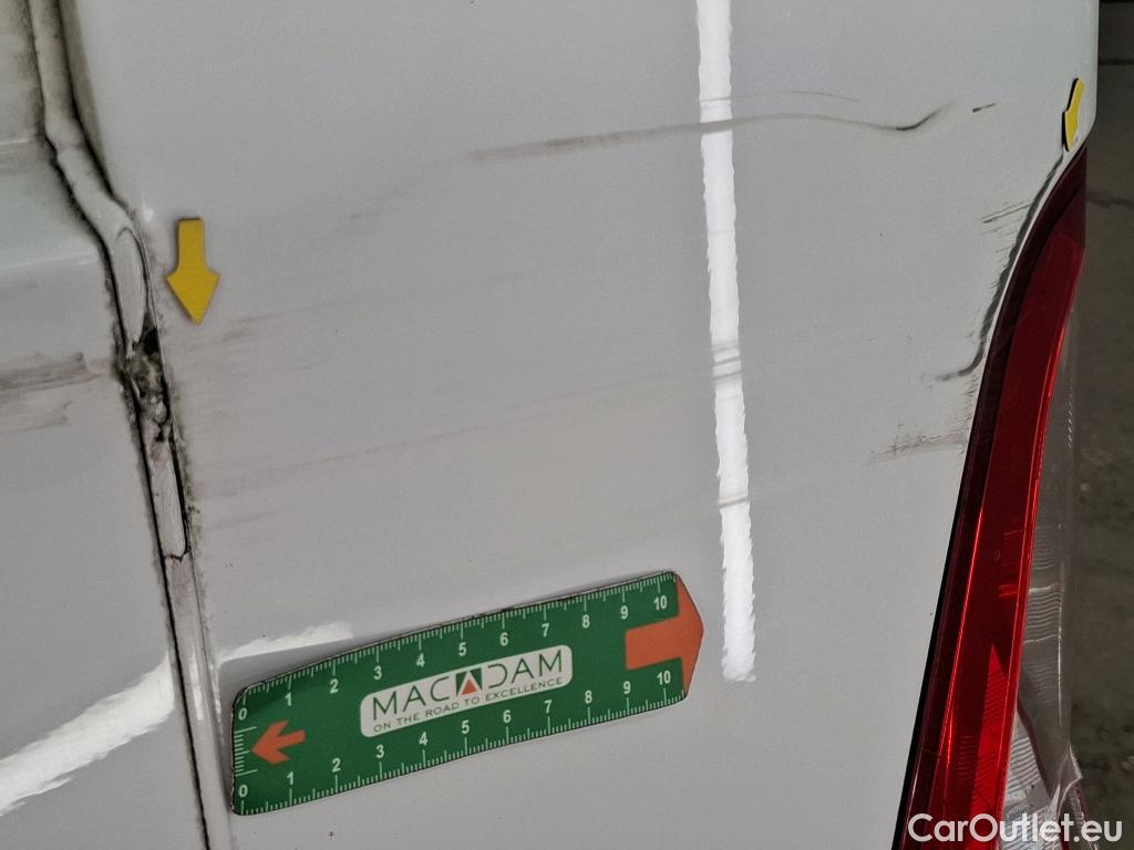  Renault  Master  III Fourgon L1H1 3 5 Grand Confort 2.3 dCi 135CV BVM6 E6dT #40