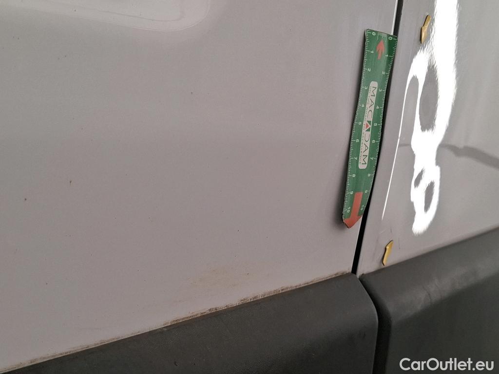  Renault  Master  III Fourgon L1H1 3 5 Grand Confort 2.3 dCi 135CV BVM6 E6dT #15