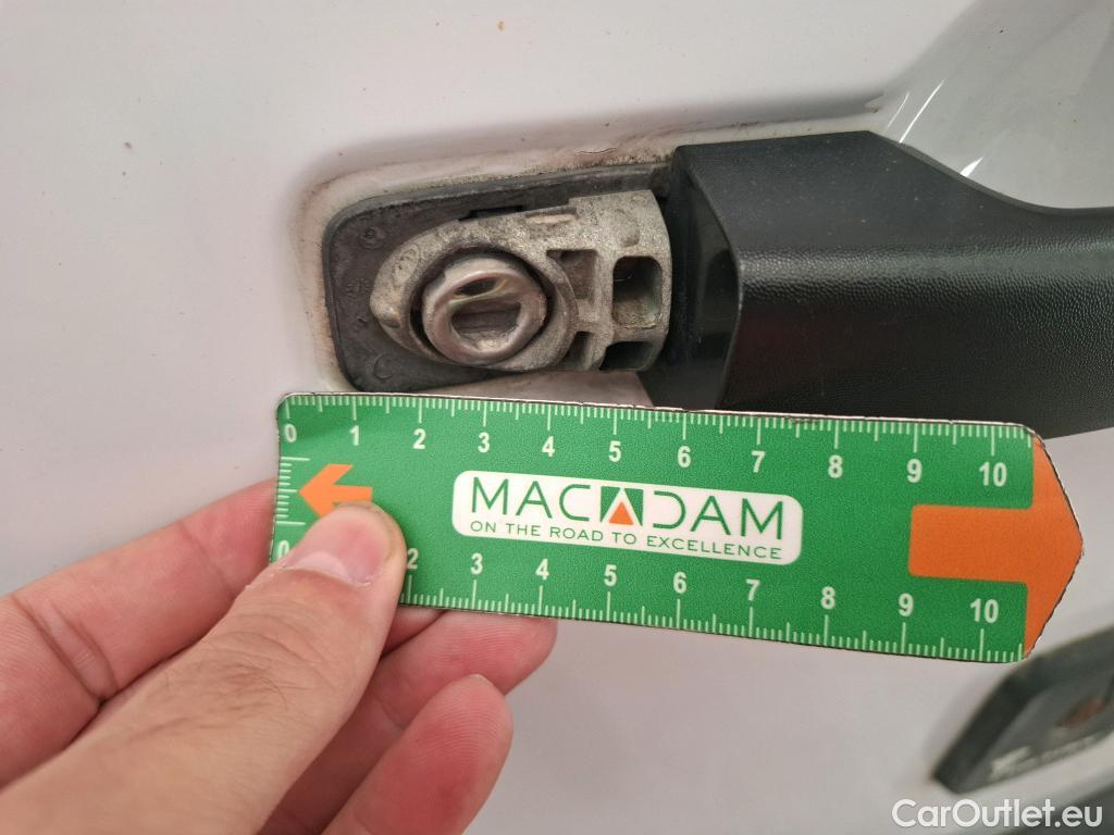  Renault  Master  III Fourgon L1H1 3 5 Grand Confort 2.3 dCi 135CV BVM6 E6dT #47