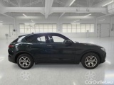  Alfa Romeo   STELVIO ALFA ROMEO / 2017 / 5P / SUV 2.2 TURBO DIESEL 190CV BUSINESS AT8 Q4 #7