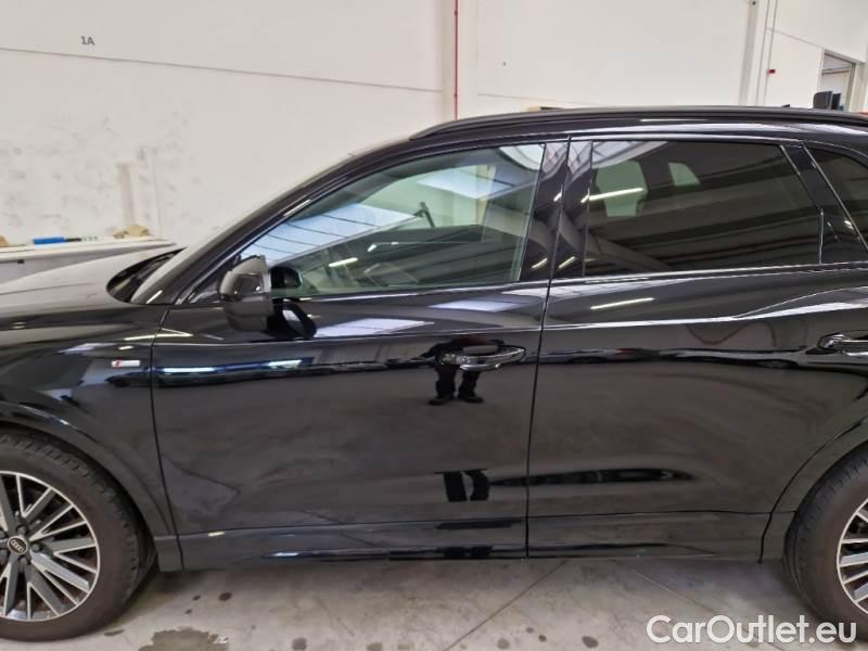 Audi  Q3 AUDI  / 2018 / 5P / SUV 35 TDI S TRONIC S LINE EDITION #53