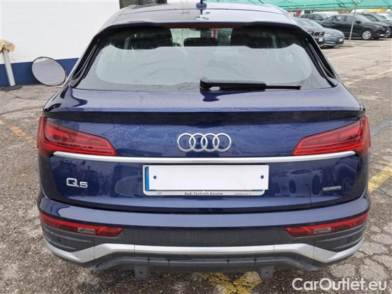 Audi  Q5 AUDI  SPORTBACK / 2020 / 5P / SUV 40 TDI S LINE QUATTRO S TRONIC #24