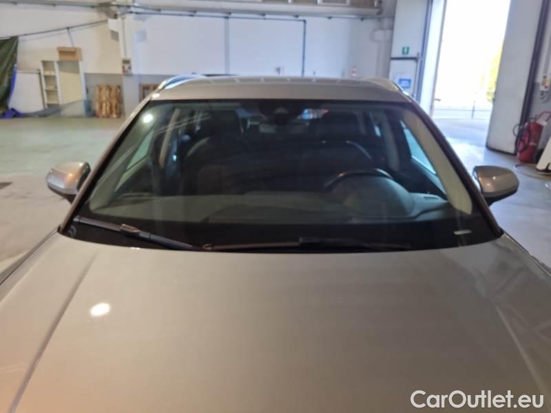 Audi  Q3 AUDI  / 2018 / 5P / SUV 35 TDI S TRONIC BUSINESS ADVANCED #10