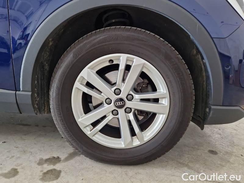 Audi  Q3 AUDI  / 2018 / 5P / SUV 35 TDI S TRONIC BUSINESS #17