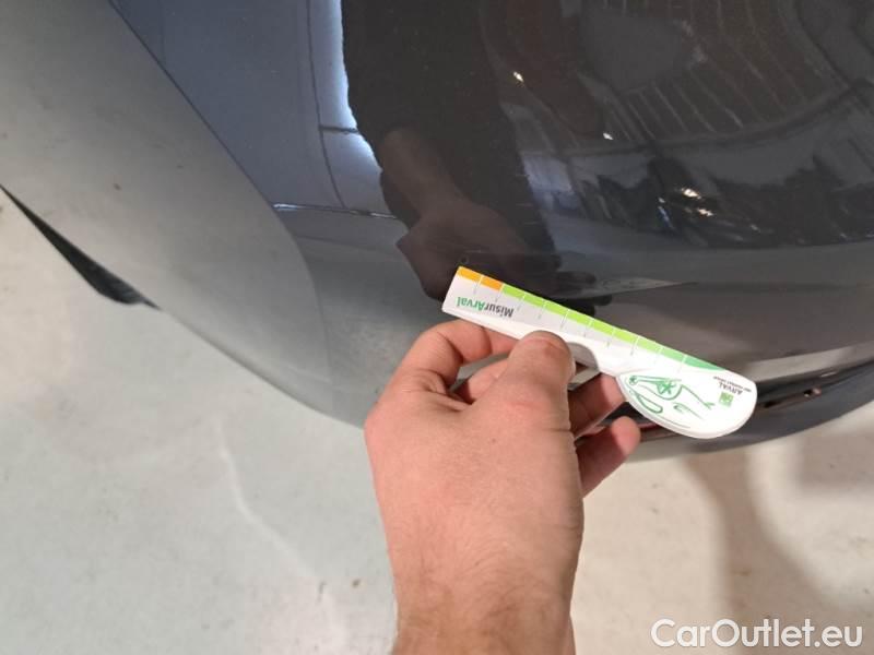 Bmw  Serie 3 BMW  / 2018 / 4P / BERLINA 318D 48V BUSINESS ADVANTAGE AUTO #38