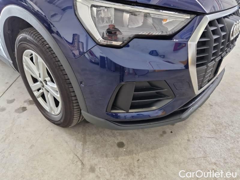 Audi  Q3 AUDI  / 2018 / 5P / SUV 35 TDI S TRONIC BUSINESS #33