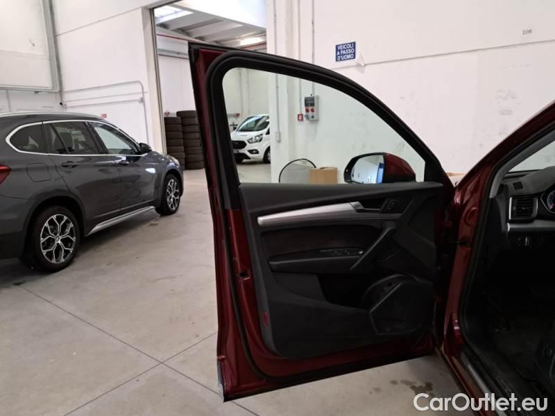 Audi  Q5 AUDI  / 2020 / 5P / SUV 35 TDI BUSINESS ADVANCED S TRONIC #120