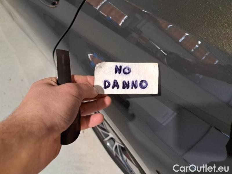 Bmw  Serie 3 BMW  / 2018 / 4P / BERLINA 318D 48V BUSINESS ADVANTAGE AUTO #40