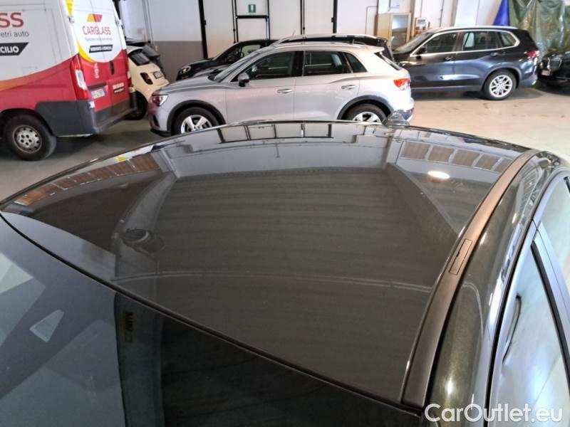 Bmw  Serie 3 BMW  / 2018 / 4P / BERLINA 318D 48V BUSINESS ADVANTAGE AUTO #9