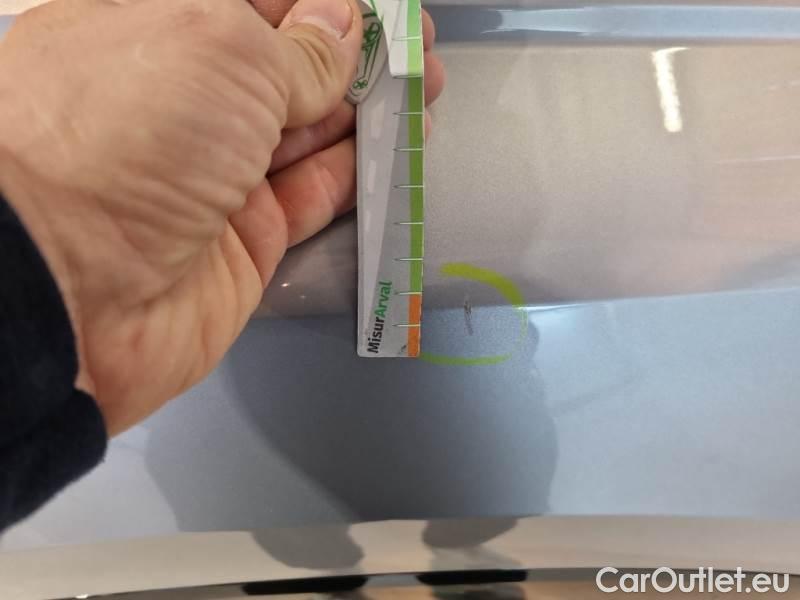 Audi  Q3 AUDI  / 2018 / 5P / SUV 35 TDI S TRONIC BUSINESS ADVANCED #29