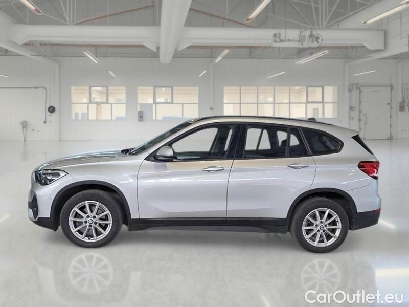Bmw  X1 BMW  / 2019 / 5P / SUV SDRIVE 18D BUSINESS ADVANTAGE #8