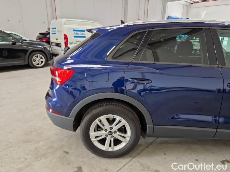 Audi  Q3 AUDI  / 2018 / 5P / SUV 35 TDI S TRONIC BUSINESS #50