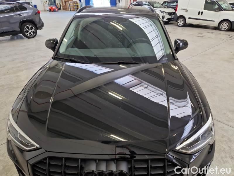 Audi  Q3 AUDI  / 2018 / 5P / SUV 35 TDI S TRONIC S LINE EDITION #30