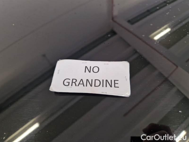 Audi  Q3 AUDI  / 2018 / 5P / SUV 35 TDI S TRONIC S LINE EDITION #23