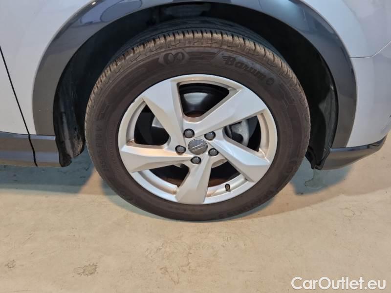 Audi  Q3 AUDI  / 2018 / 5P / SUV 35 TDI S TRONIC BUSINESS ADVANCED #17