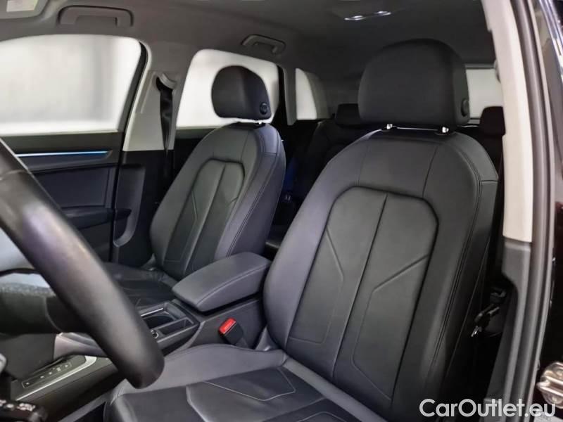 Audi  Q3 AUDI  / 2018 / 5P / SUV 35 TDI S TRONIC S LINE EDITION #11