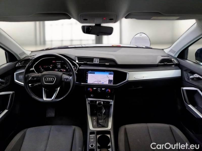 Audi  Q3 AUDI  / 2018 / 5P / SUV 35 TDI S TRONIC BUSINESS #3