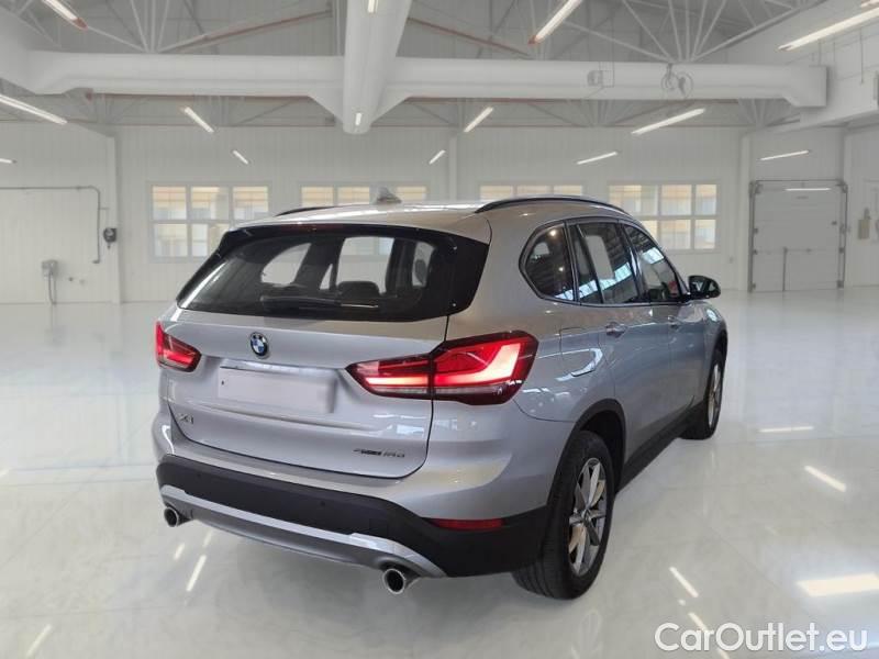 Bmw  X1 BMW  / 2019 / 5P / SUV SDRIVE 18D BUSINESS ADVANTAGE #2