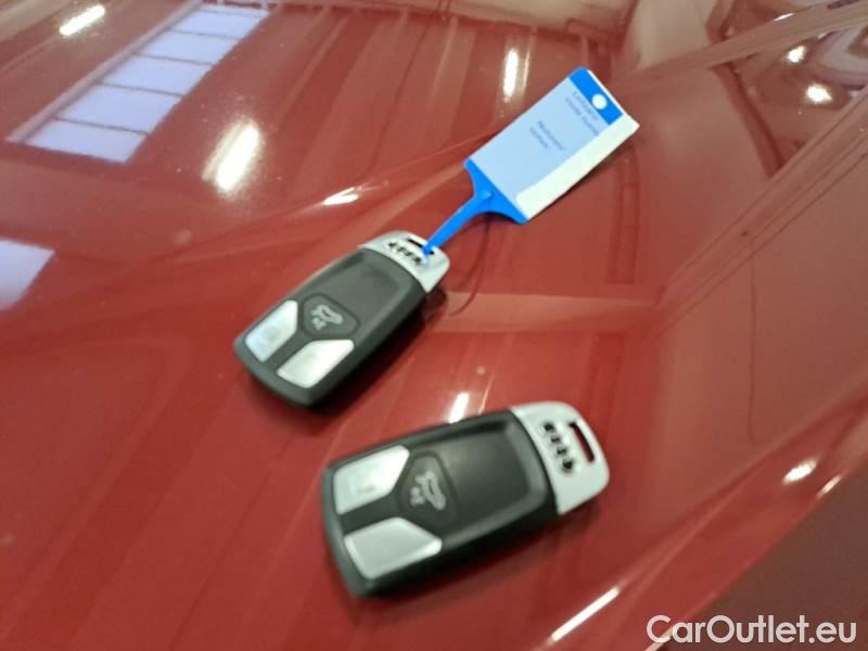 Audi  Q5 AUDI  / 2020 / 5P / SUV 35 TDI BUSINESS ADVANCED S TRONIC #131