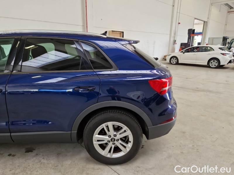 Audi  Q3 AUDI  / 2018 / 5P / SUV 35 TDI S TRONIC BUSINESS #64