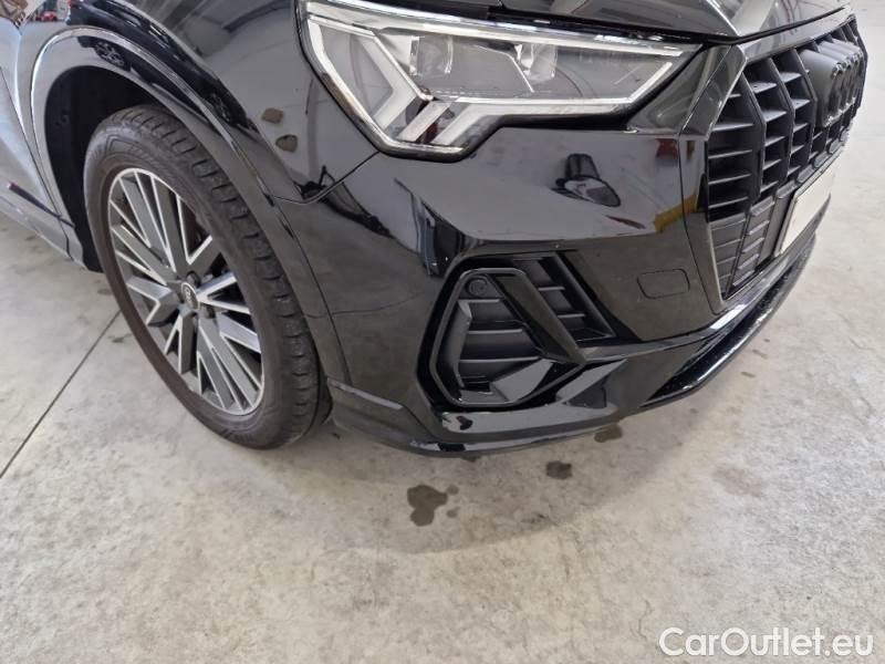 Audi  Q3 AUDI  / 2018 / 5P / SUV 35 TDI S TRONIC S LINE EDITION #37