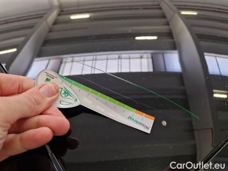 Audi  Q3 AUDI  / 2018 / 5P / SUV 35 TDI S TRONIC S LINE EDITION #25