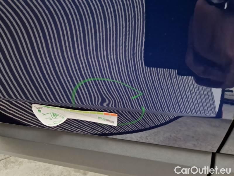 Audi  Q3 AUDI  / 2018 / 5P / SUV 35 TDI S TRONIC BUSINESS #71