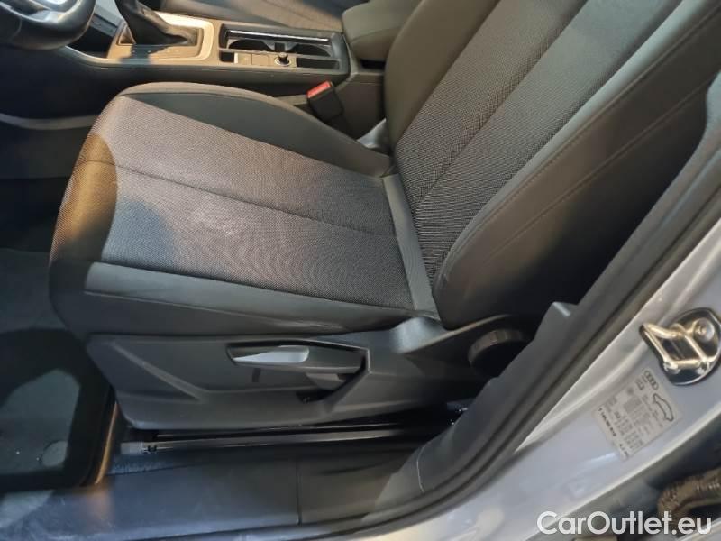 Audi  Q3 AUDI  / 2018 / 5P / SUV 35 TDI S TRONIC BUSINESS ADVANCED #12