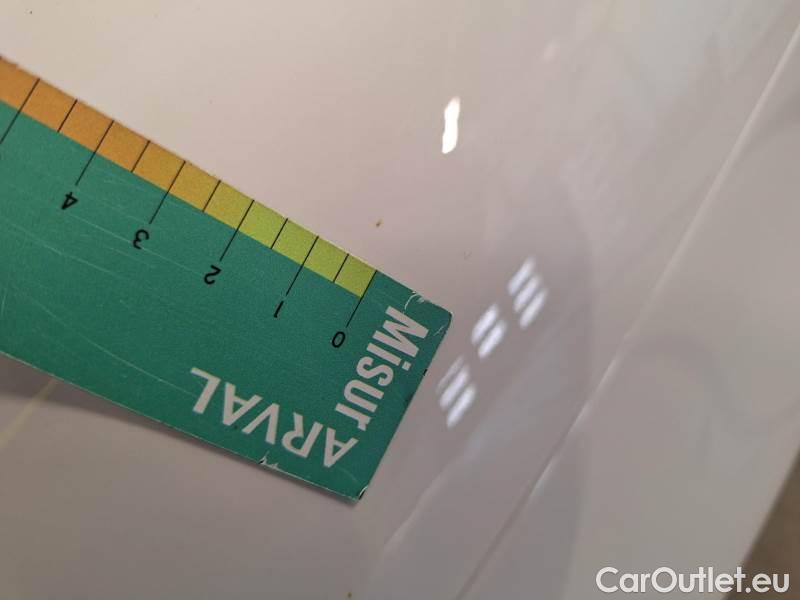 Citroen  C3 CITROEN  / 2020 / 5P / BERLINA BLUEHDI 100 SeS FEEL #29