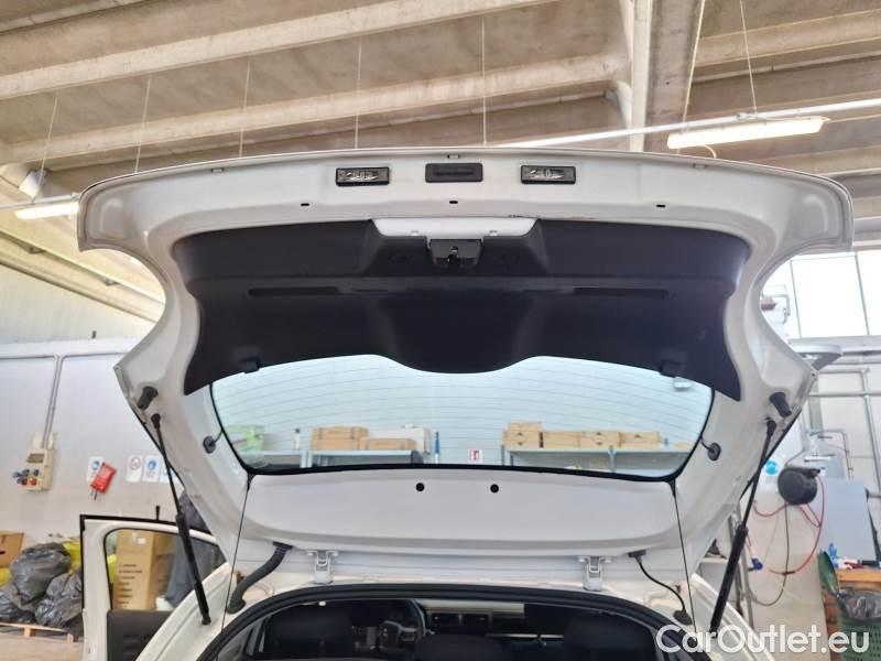 Citroen  C3 CITROEN  / 2020 / 5P / BERLINA BLUEHDI 100 SeS FEEL #125