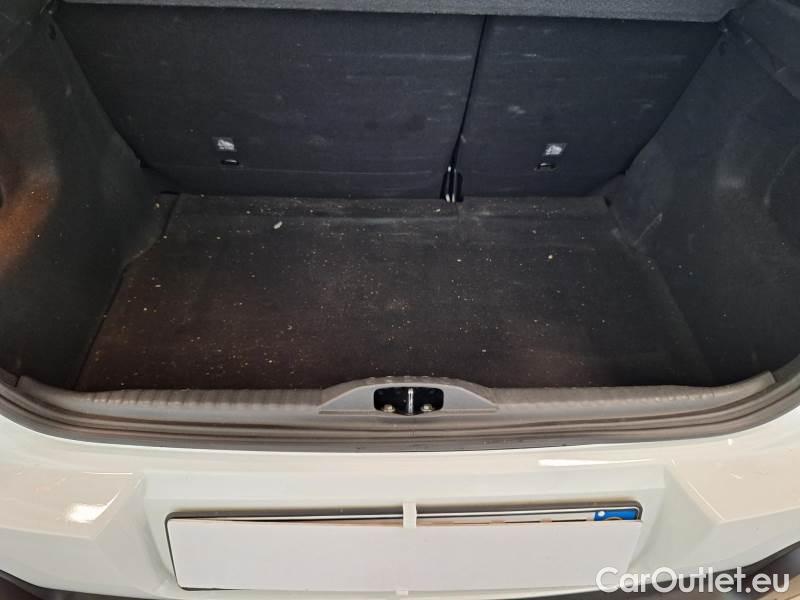 Citroen  C3 CITROEN  / 2020 / 5P / BERLINA BLUEHDI 100 SeS FEEL #128