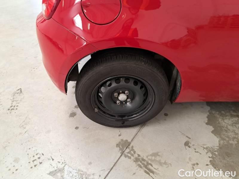 Fiat  500 FIAT  / 2015 / 3P / BERLINA 1.0 70CV IBRIDO CULT #58