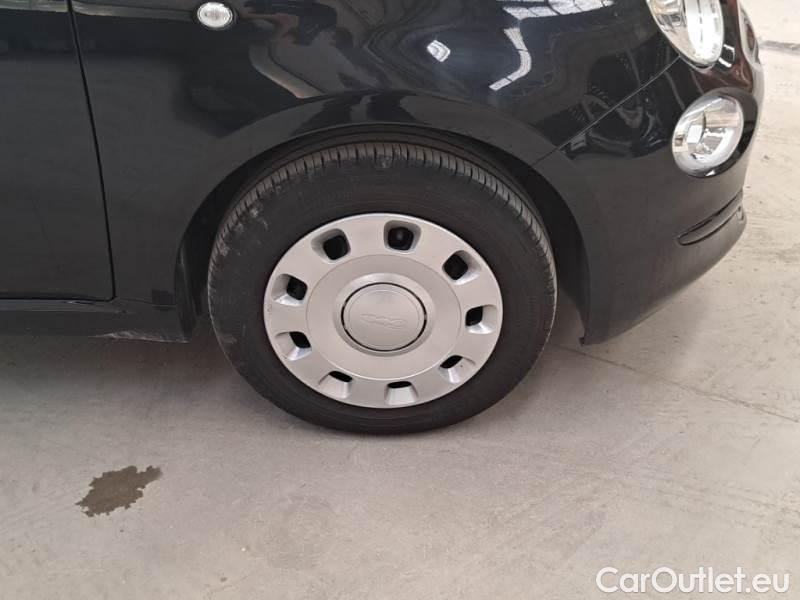 Fiat  500 FIAT  / 2015 / 3P / BERLINA 1.0 70CV IBRIDO CULT #17