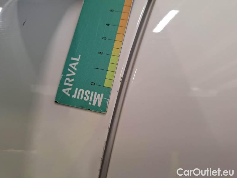 Citroen  C3 CITROEN  / 2020 / 5P / BERLINA BLUEHDI 100 SeS FEEL #78